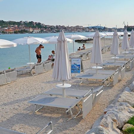 Apartments Branka Trogir Extérieur photo