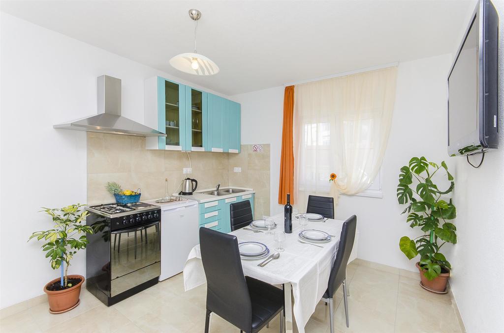 Apartments Branka Trogir Extérieur photo