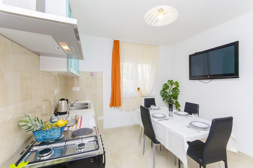 Apartments Branka Trogir Extérieur photo
