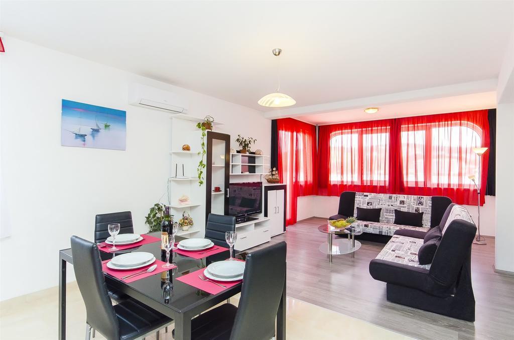 Apartments Branka Trogir Extérieur photo