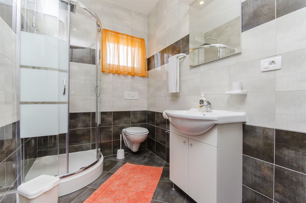 Apartments Branka Trogir Extérieur photo